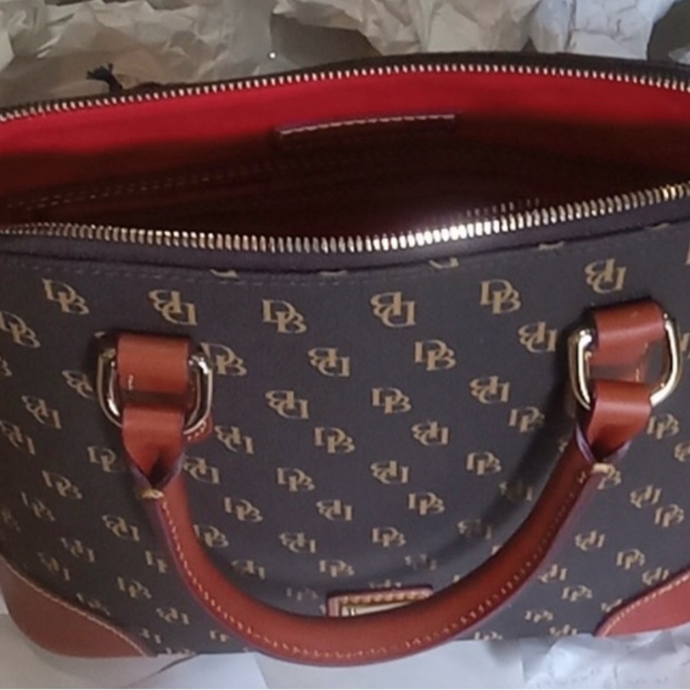 FINAL SALE!  Dooney & Bourke Gretta Signature Handbag 👜 Gorgeous!! - Picture 7 of 9